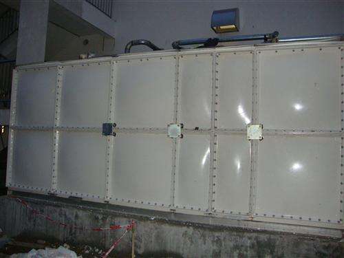 玻璃鋼消防水箱優(yōu)點(diǎn)及質(zhì)量要求